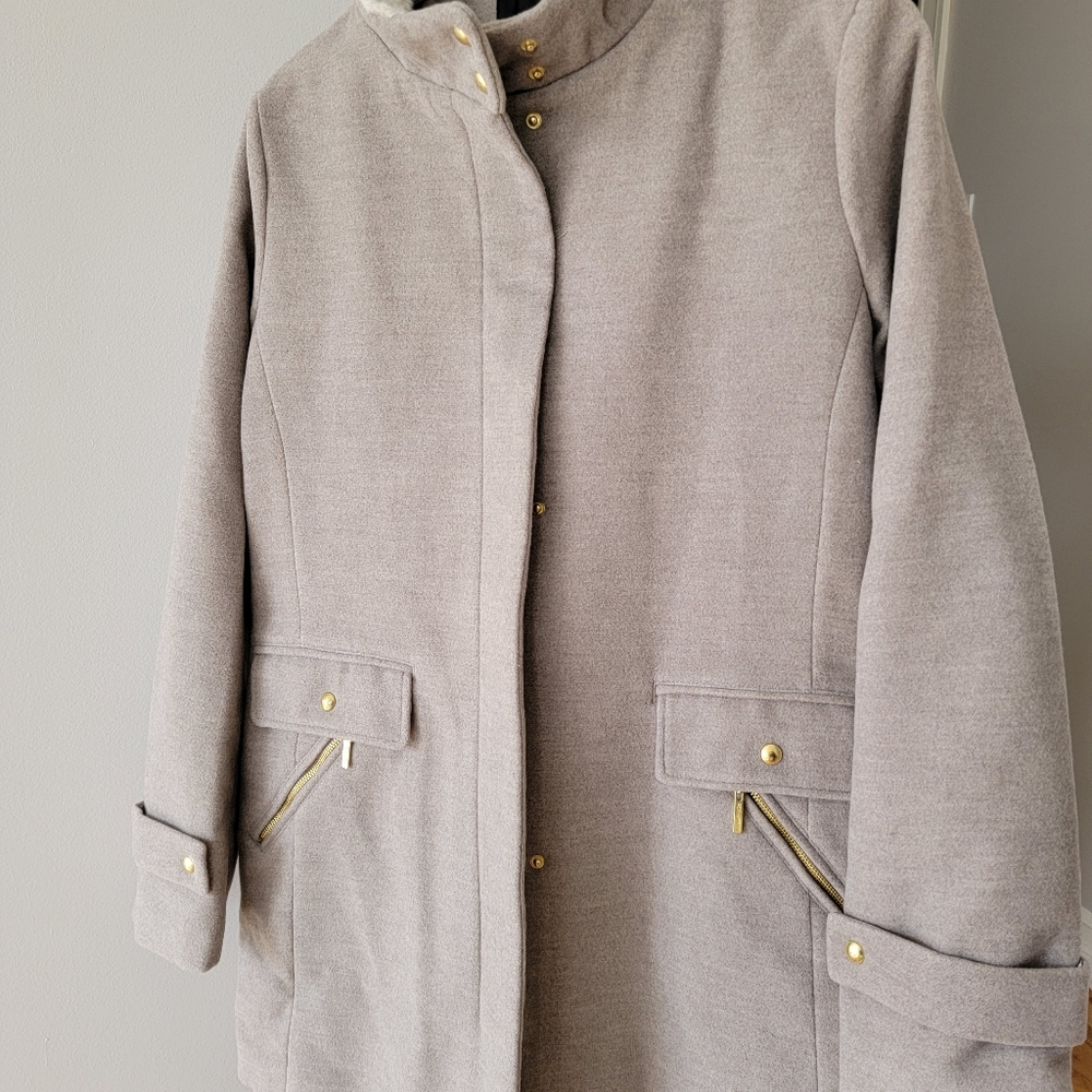 Weatherproof jacket - Picture 4 of 4